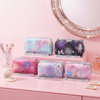 Cosmetiquera con detalles de mariposas