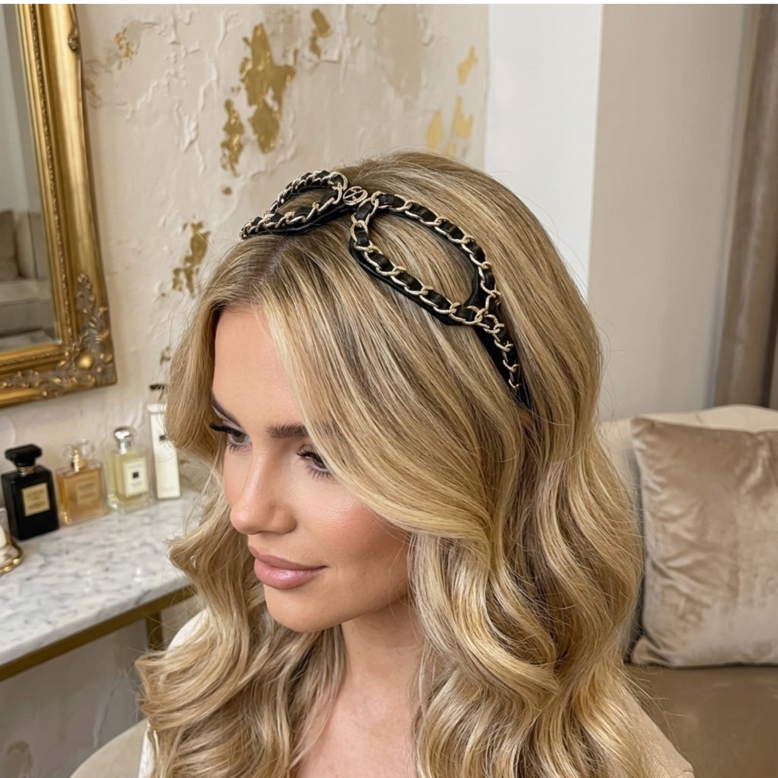 Diadema en forma de gafas