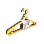 Paquete de 6 perchas plásticas infantiles
